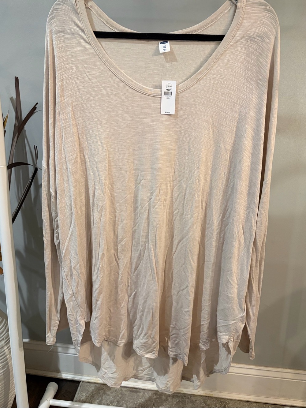 NWT ✨ Old Navy Women's Long Sleeve Scoop Neck Tee in Beige - size XXL